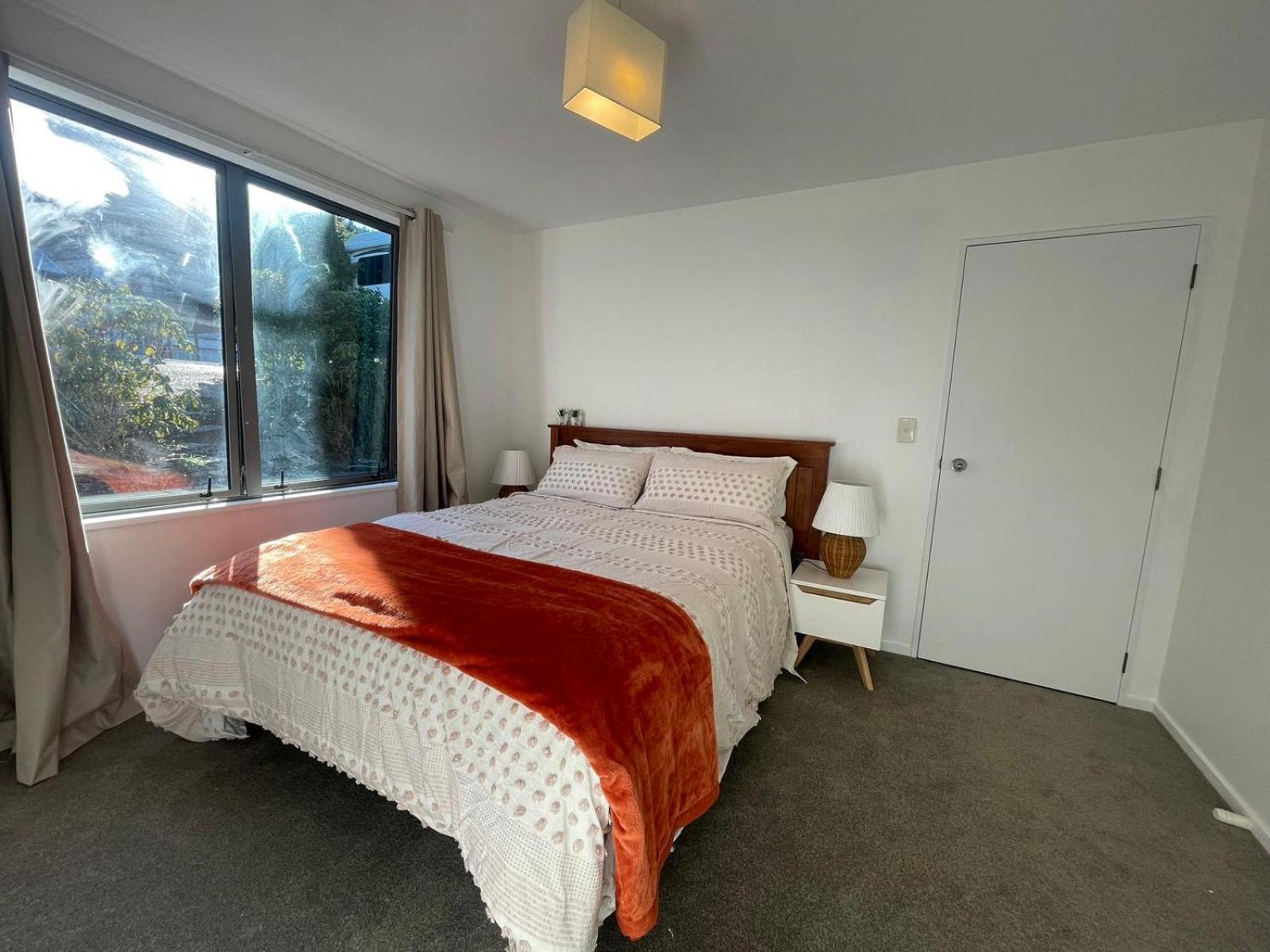 Ming'S Lakeside Goldleaf Suites Queenstown Exterior foto