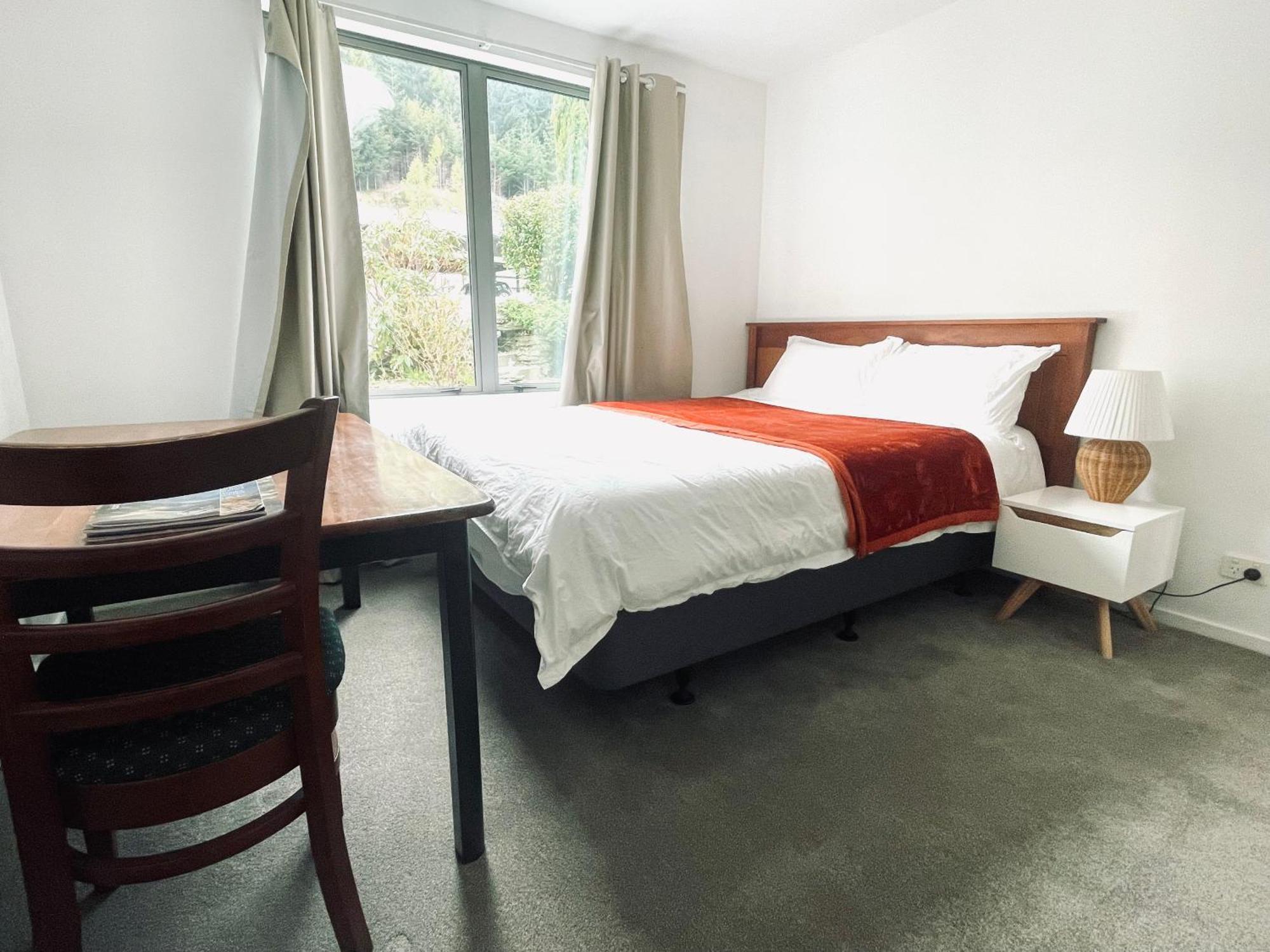 Ming'S Lakeside Goldleaf Suites Queenstown Exterior foto