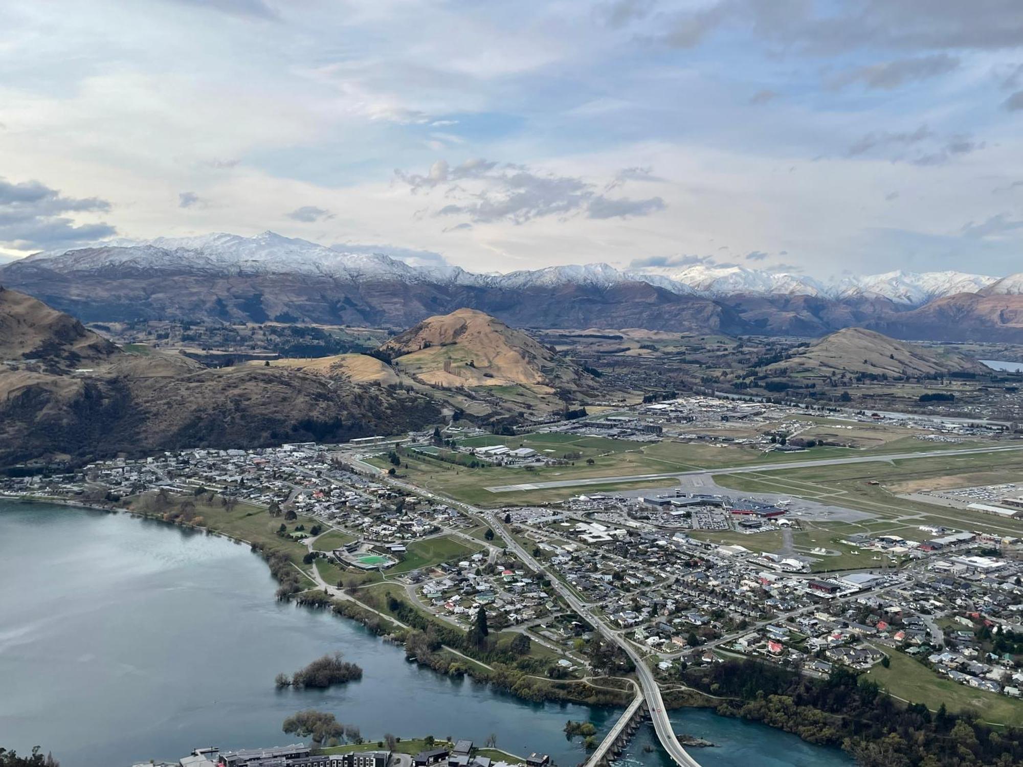 Ming'S Lakeside Goldleaf Suites Queenstown Exterior foto
