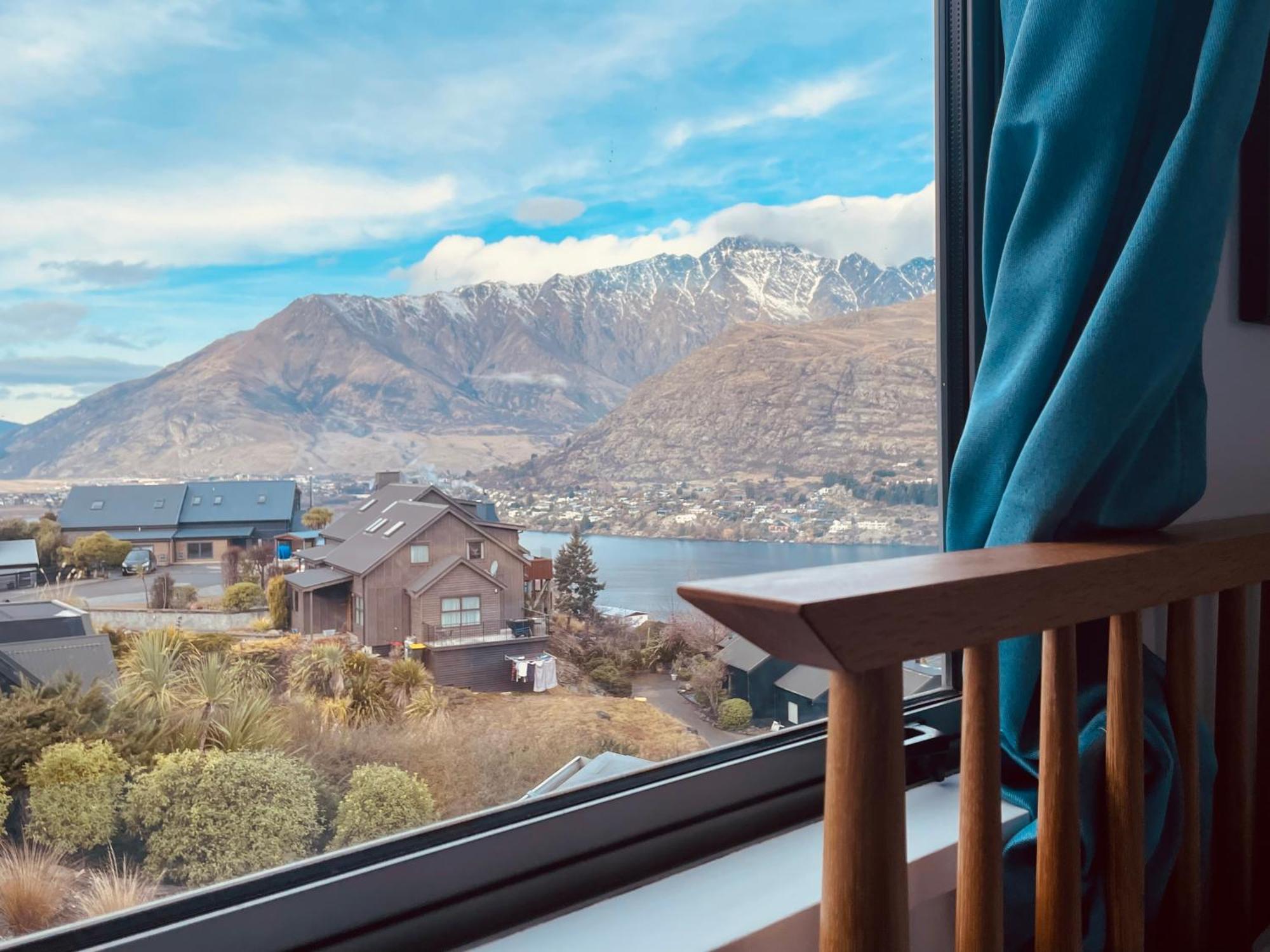Ming'S Lakeside Goldleaf Suites Queenstown Exterior foto